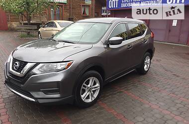 Позашляховик / Кросовер Nissan Rogue 2017 в 