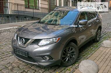 Позашляховик / Кросовер Nissan Rogue 2015 в 