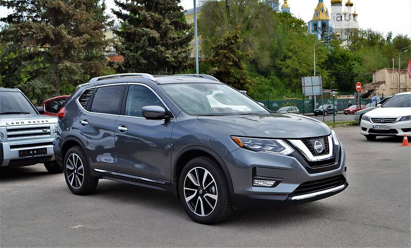 Позашляховик / Кросовер Nissan Rogue 2017 в Харкові
