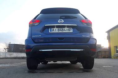 Позашляховик / Кросовер Nissan Rogue 2017 в 