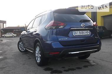 Позашляховик / Кросовер Nissan Rogue 2017 в 