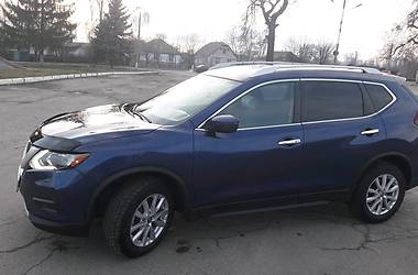 Позашляховик / Кросовер Nissan Rogue 2017 в 