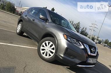 Позашляховик / Кросовер Nissan Rogue 2016 в 