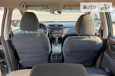 Позашляховик / Кросовер Nissan Rogue 2016 в 