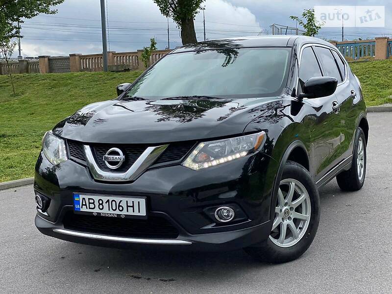 Внедорожник / Кроссовер Nissan Rogue 2016 в Виннице