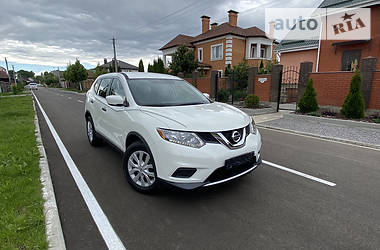 Внедорожник / Кроссовер Nissan Rogue 2016 в Киеве