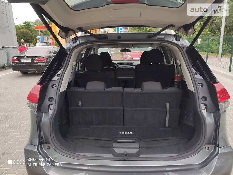 Позашляховик / Кросовер Nissan Rogue 2016 в Харкові