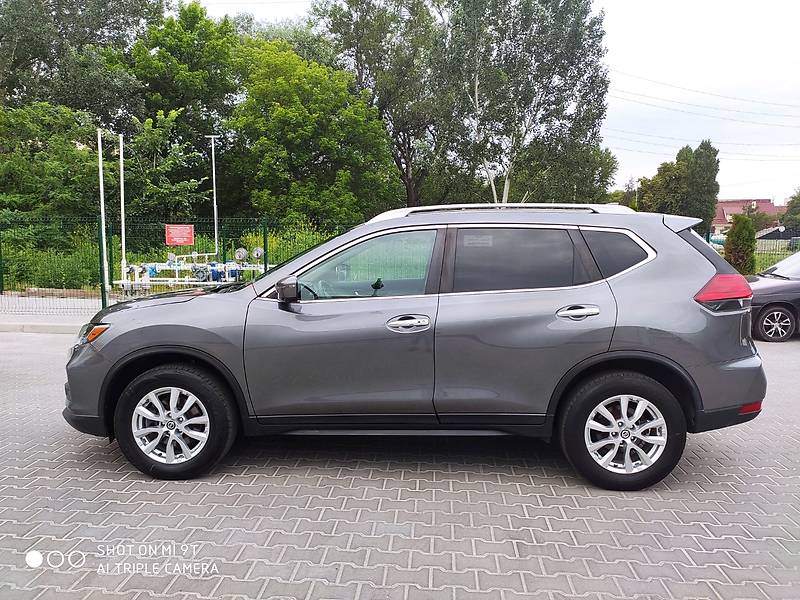 Позашляховик / Кросовер Nissan Rogue 2016 в Харкові