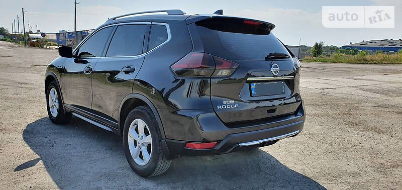 Позашляховик / Кросовер Nissan Rogue 2016 в Дніпрі