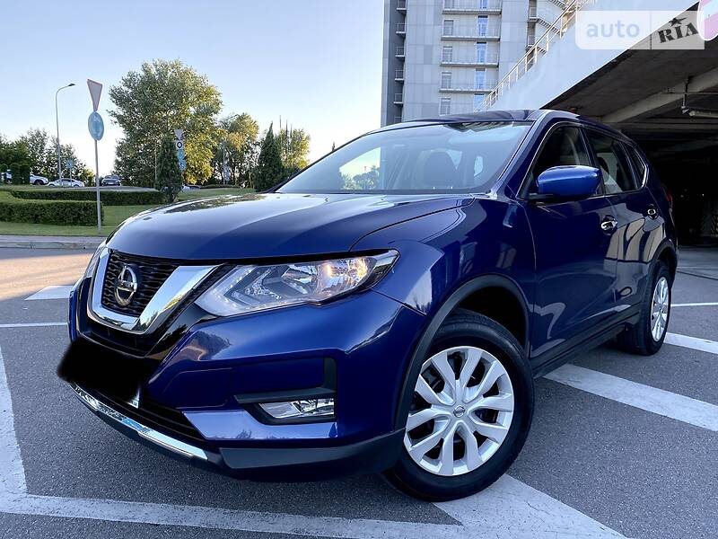 Позашляховик / Кросовер Nissan Rogue 2018 в Києві