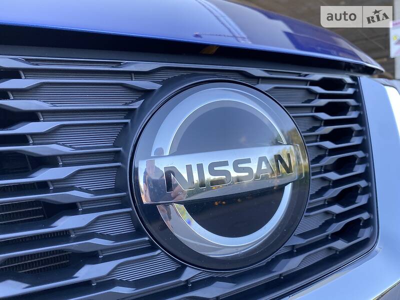 Позашляховик / Кросовер Nissan Rogue 2018 в Києві