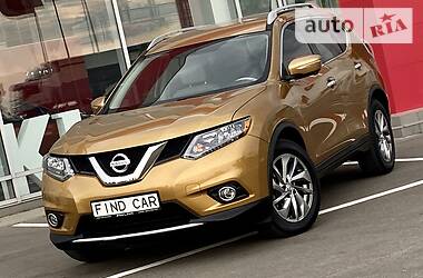 Позашляховик / Кросовер Nissan Rogue 2014 в 
