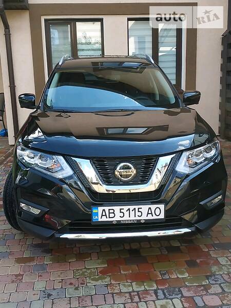 Позашляховик / Кросовер Nissan Rogue 2018 в Ірпені