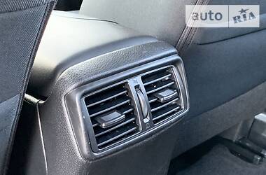 Позашляховик / Кросовер Nissan Rogue 2016 в 