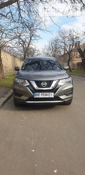 Внедорожник / Кроссовер Nissan Rogue 2016 в Николаеве