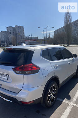 Позашляховик / Кросовер Nissan Rogue 2016 в Харкові