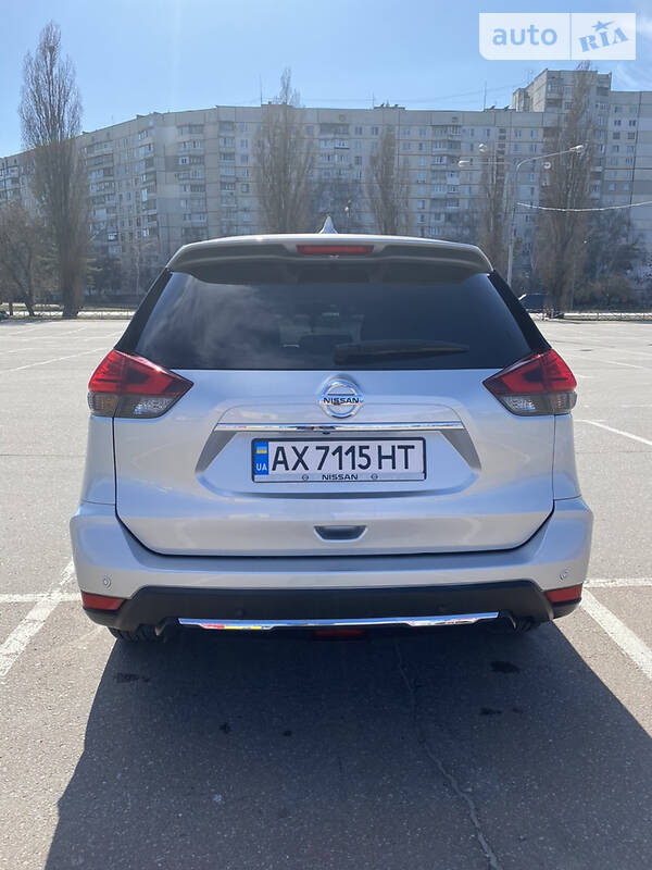 Позашляховик / Кросовер Nissan Rogue 2016 в Харкові
