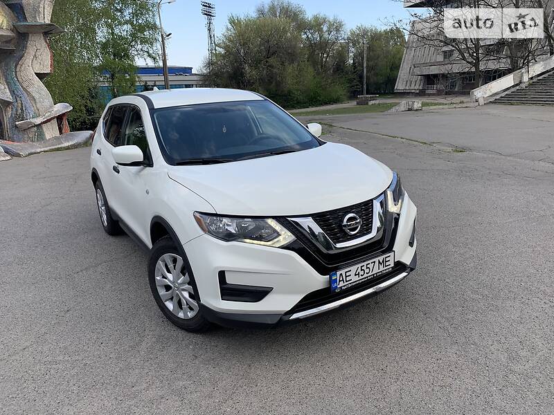 Позашляховик / Кросовер Nissan Rogue 2016 в Дніпрі
