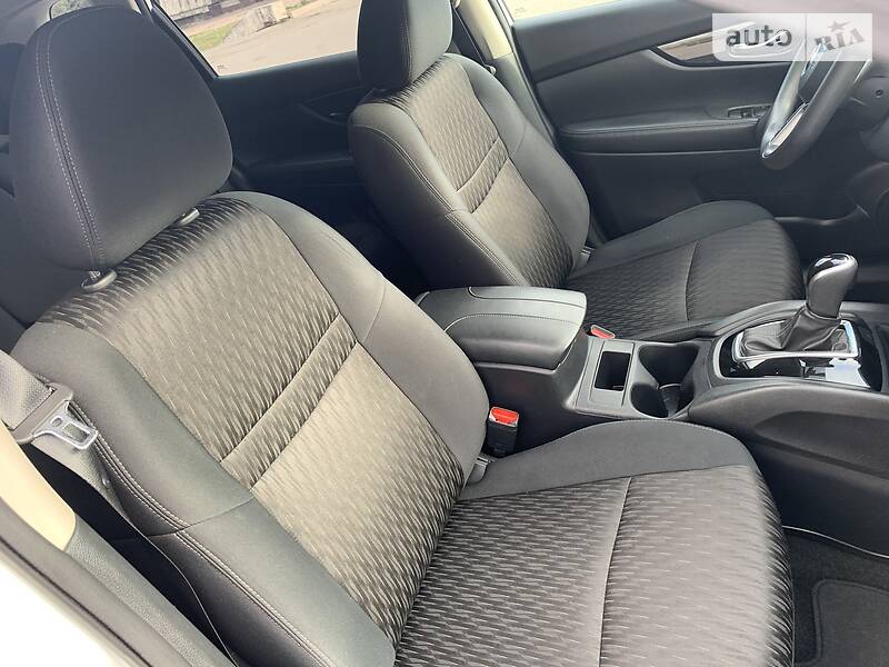 Позашляховик / Кросовер Nissan Rogue 2016 в Дніпрі