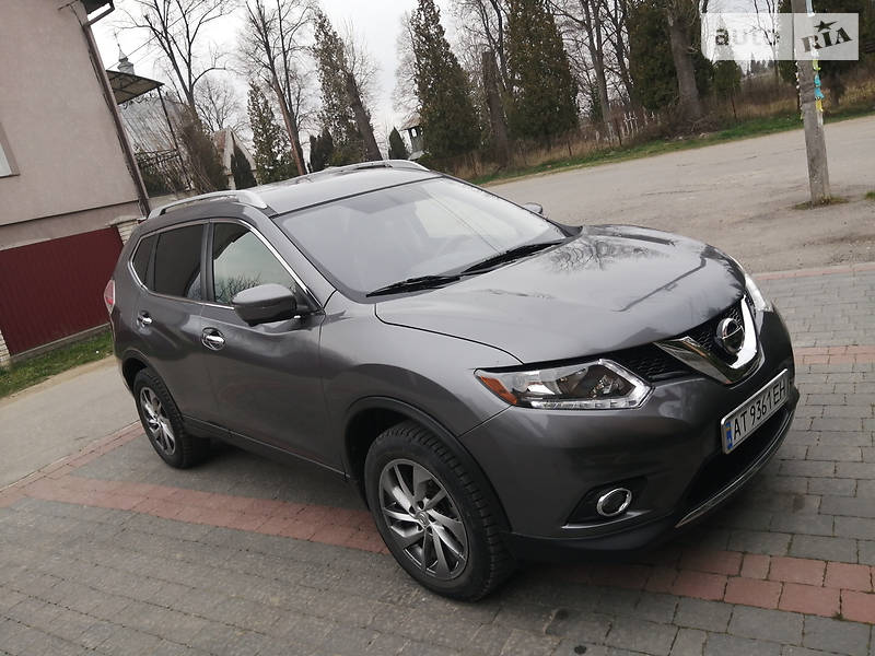 Внедорожник / Кроссовер Nissan Rogue 2014 в Ивано-Франковске