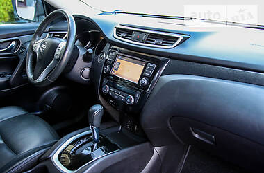 Внедорожник / Кроссовер Nissan Rogue 2013 в Стрые