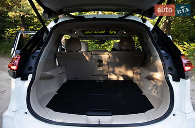 Позашляховик / Кросовер Nissan Rogue 2016 в Львові