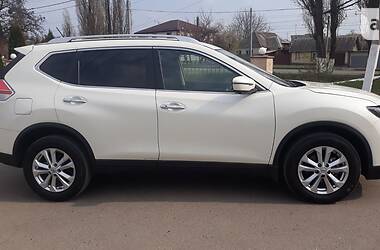 Позашляховик / Кросовер Nissan Rogue 2016 в Харкові