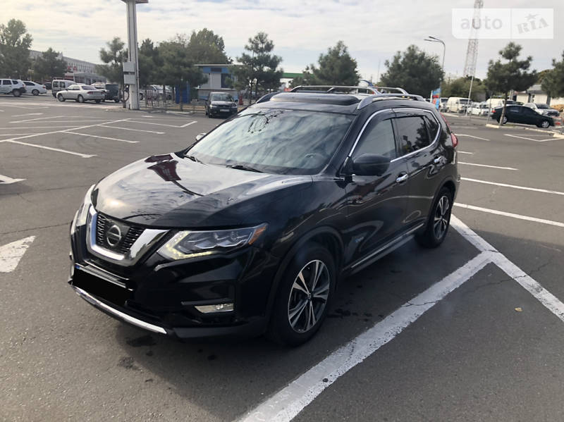 Позашляховик / Кросовер Nissan Rogue 2017 в Одесі