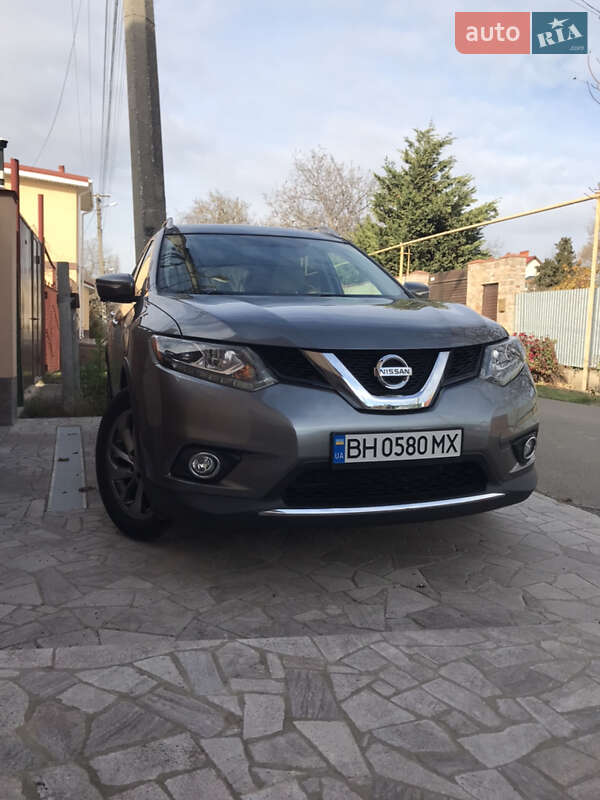 Позашляховик / Кросовер Nissan Rogue 2015 в Одесі