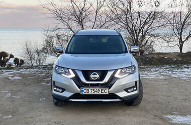 Внедорожник / Кроссовер Nissan Rogue 2017 в Одессе