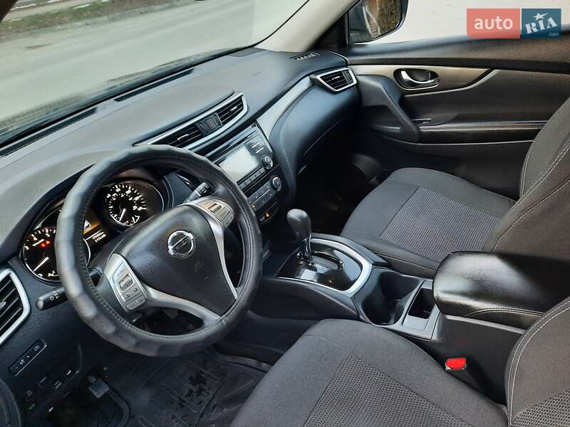 Позашляховик / Кросовер Nissan Rogue 2015 в Хмельницькому