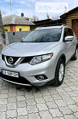 Внедорожник / Кроссовер Nissan Rogue 2016 в Черкассах