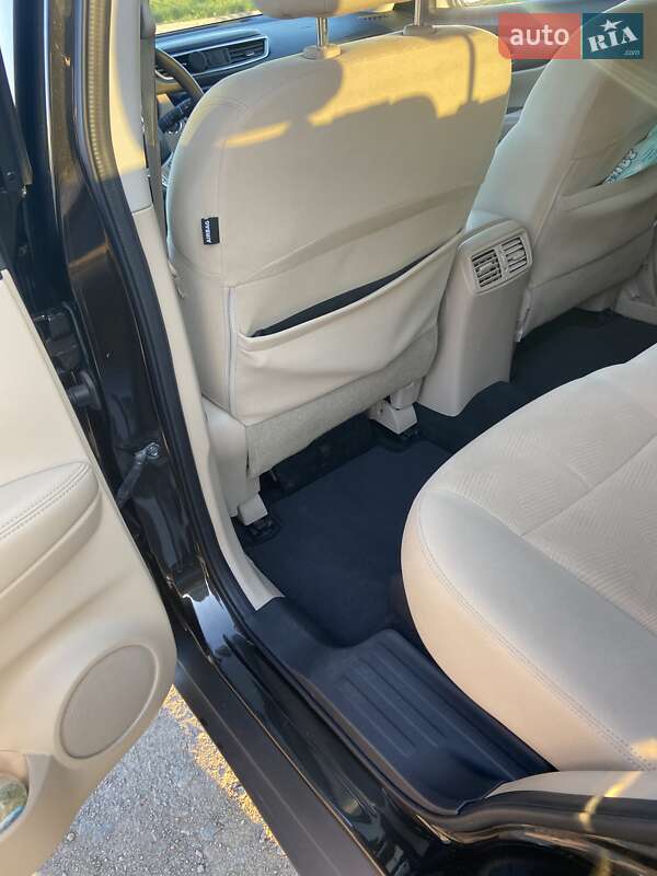 Внедорожник / Кроссовер Nissan Rogue 2016 в Одессе