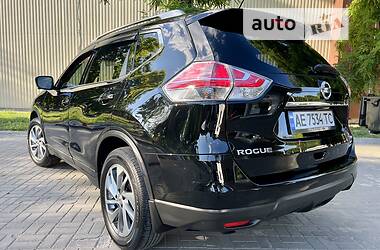 Внедорожник / Кроссовер Nissan Rogue 2013 в Днепре