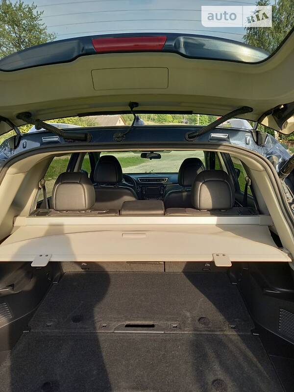 Позашляховик / Кросовер Nissan Rogue 2015 в Тернополі