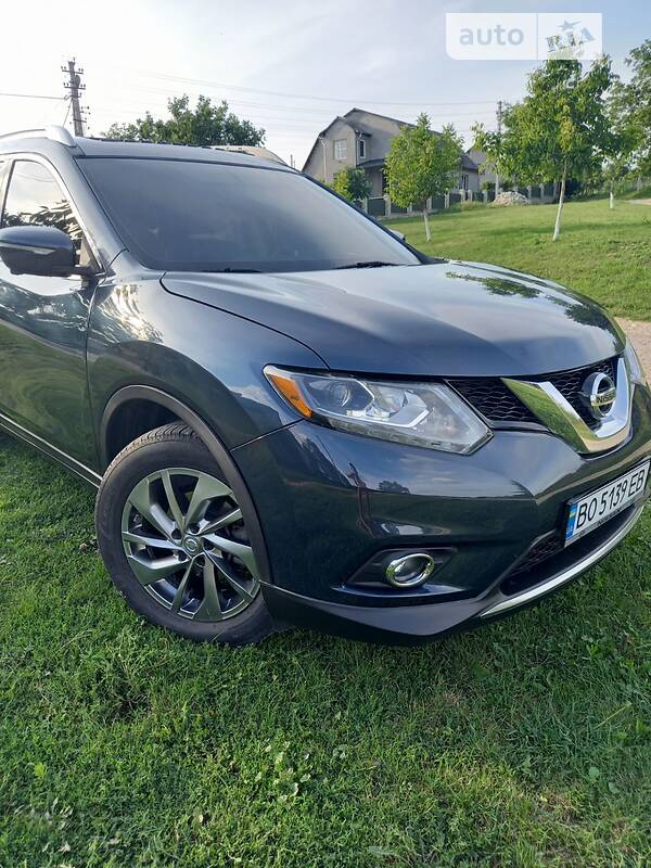 Позашляховик / Кросовер Nissan Rogue 2015 в Тернополі