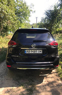 Внедорожник / Кроссовер Nissan Rogue 2018 в Немирове