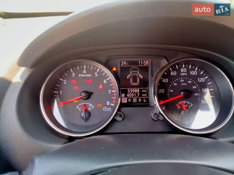 Внедорожник / Кроссовер Nissan Rogue 2012 в 