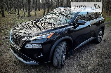 Внедорожник / Кроссовер Nissan Rogue 2020 в 