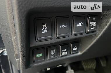 Внедорожник / Кроссовер Nissan Rogue 2016 в 
