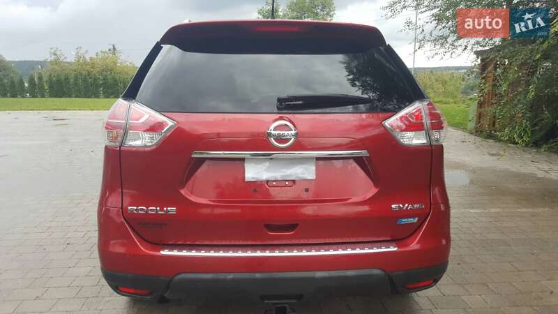 Позашляховик / Кросовер Nissan Rogue 2014 в Бучачі