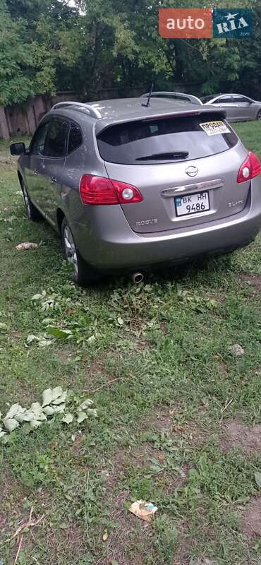 Внедорожник / Кроссовер Nissan Rogue 2012 в Ровно