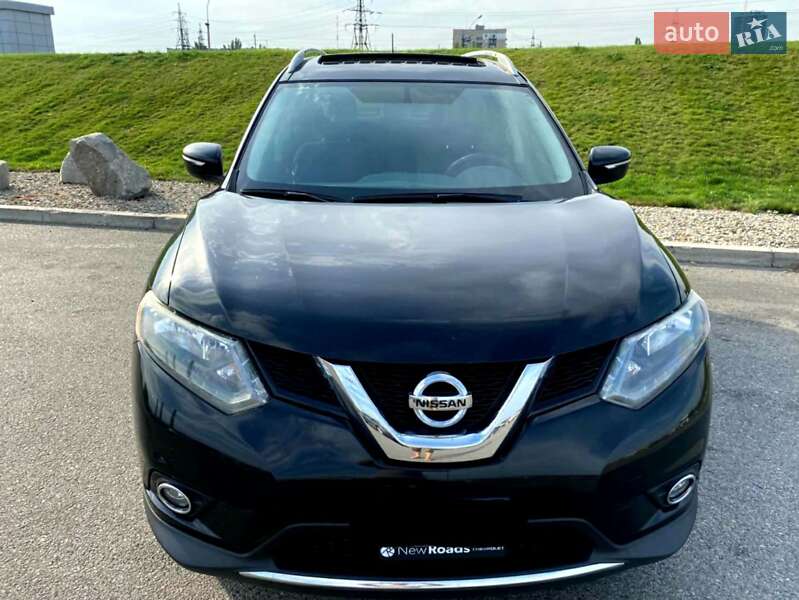Внедорожник / Кроссовер Nissan Rogue 2014 в Днепре