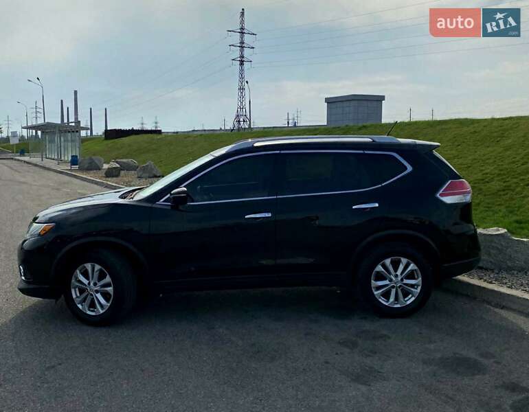 Внедорожник / Кроссовер Nissan Rogue 2014 в Днепре