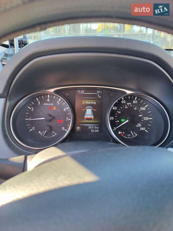 Внедорожник / Кроссовер Nissan Rogue 2016 в Киеве