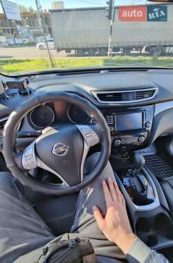 Внедорожник / Кроссовер Nissan Rogue 2016 в Киеве