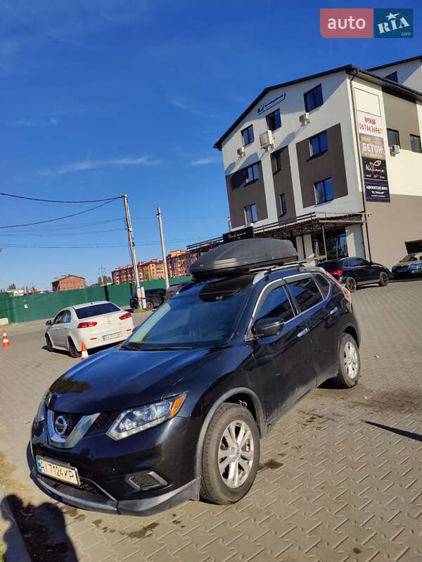 Внедорожник / Кроссовер Nissan Rogue 2016 в Киеве
