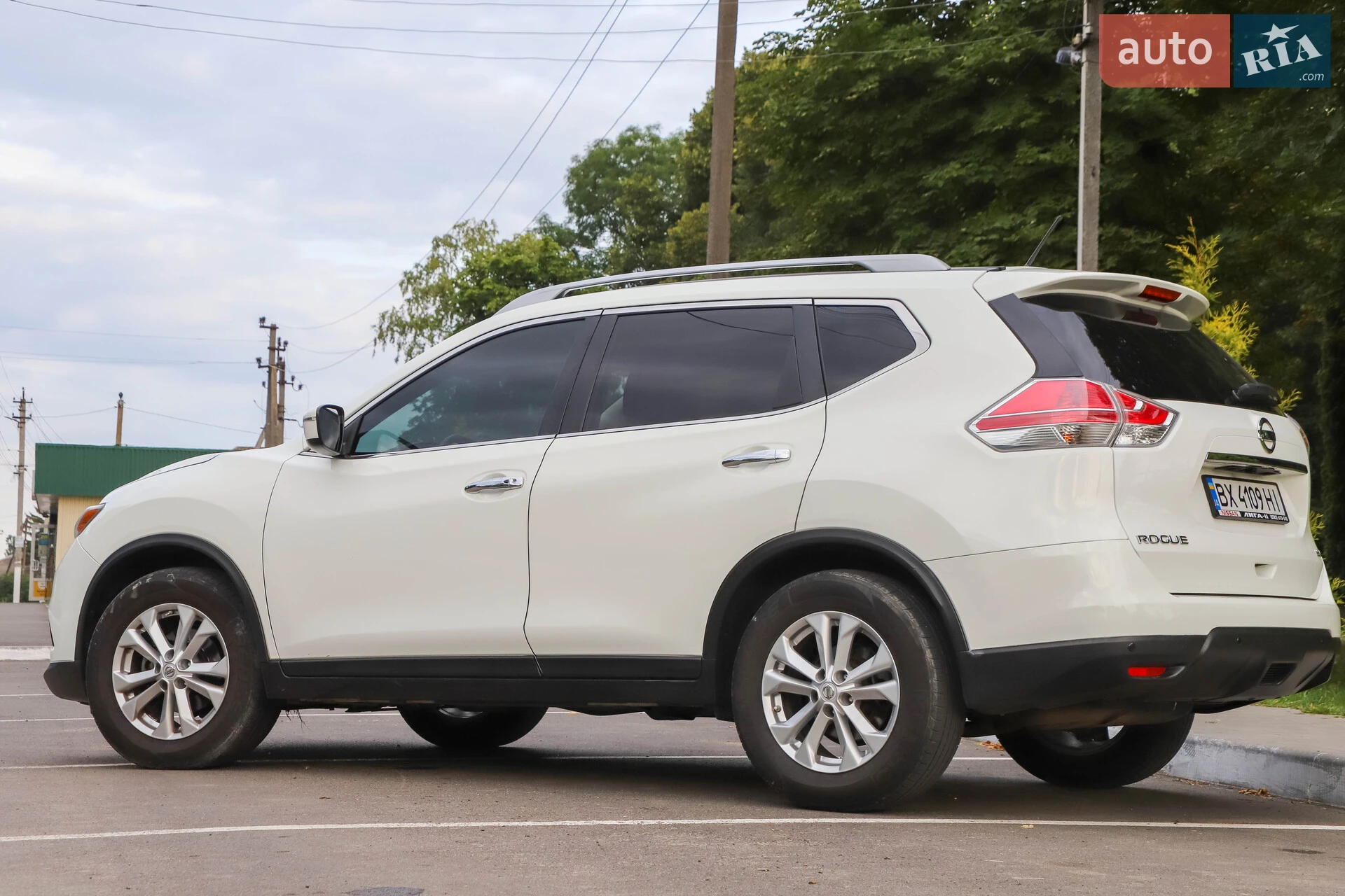 2016 Nissan Rogue - мініатюра 2