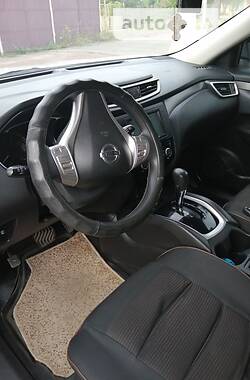 Позашляховик / Кросовер Nissan Rogue 2014 в Сумах