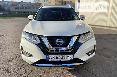 Внедорожник / Кроссовер Nissan Rogue 2019 в Харькове